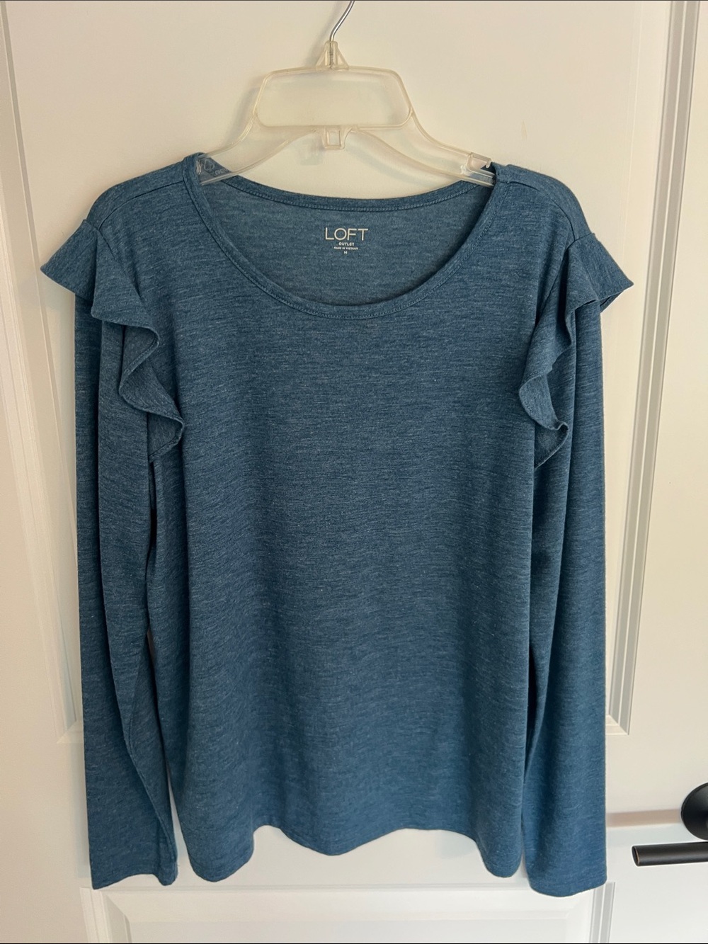 Loft L/S Turquoise Shirt Size M